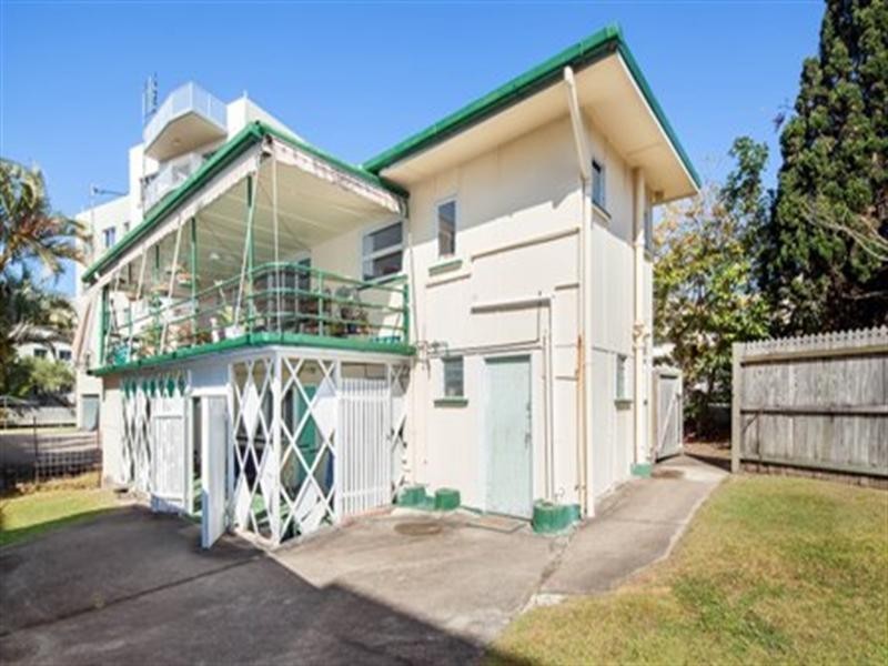 8 Moreton Parade, Kings Beach QLD 4551