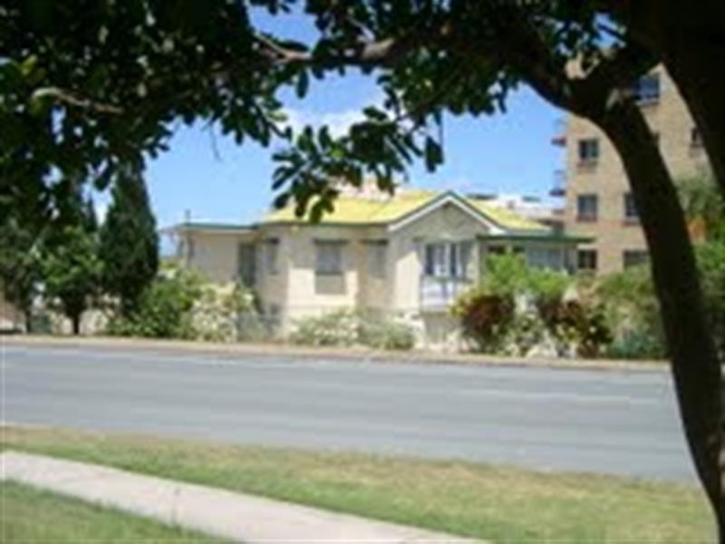 8 Moreton Parade, Kings Beach QLD 4551