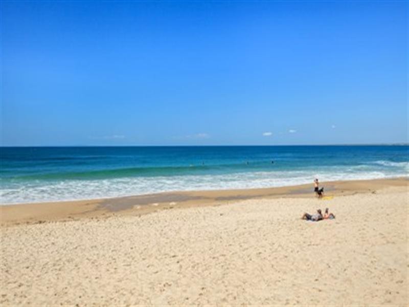 8 Moreton Parade, Kings Beach QLD 4551