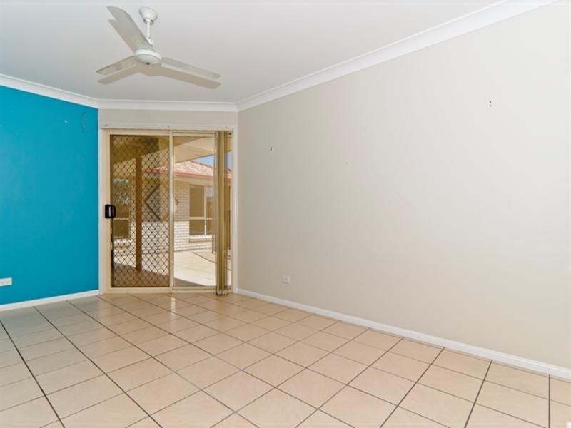 9 Primrose Place, Little Mountain QLD 4551