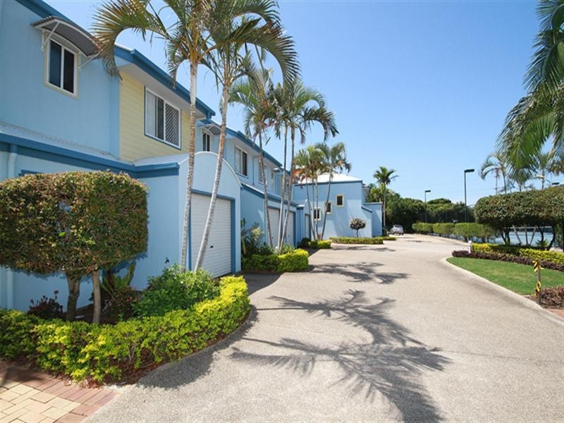 Unit 6 ‘Tokara Quays’ 52 Naroon Crescent, Wurtulla QLD 4575