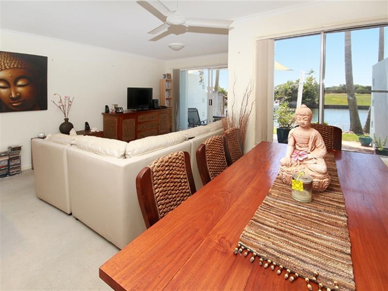 Unit 6 ‘Tokara Quays’ 52 Naroon Crescent, Wurtulla QLD 4575