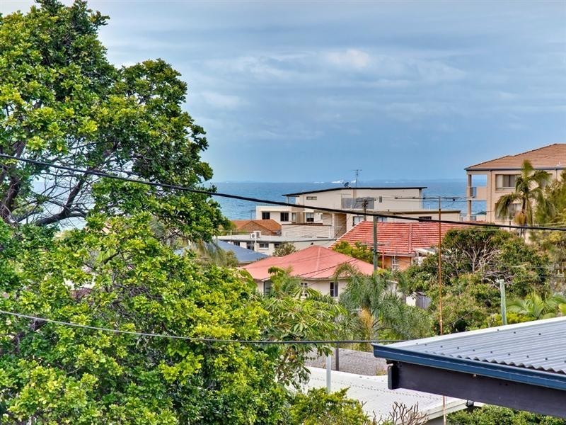 Unit 2 ‘Pacific Cove’ 2 Upper Gay Terrace, Kings Beach QLD 4551
