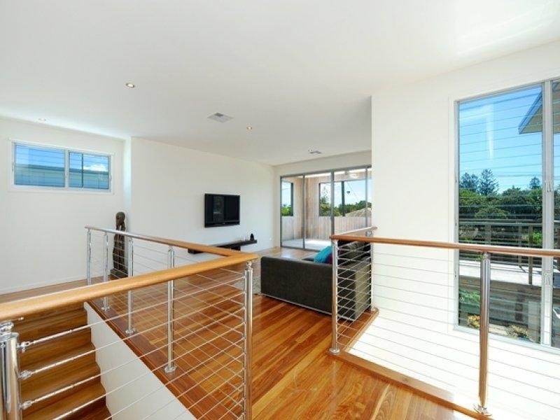 4 Mackay Street, Dicky Beach QLD 4551