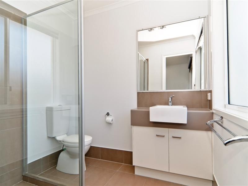 25 Alicia Circuit, Little Mountain QLD 4551