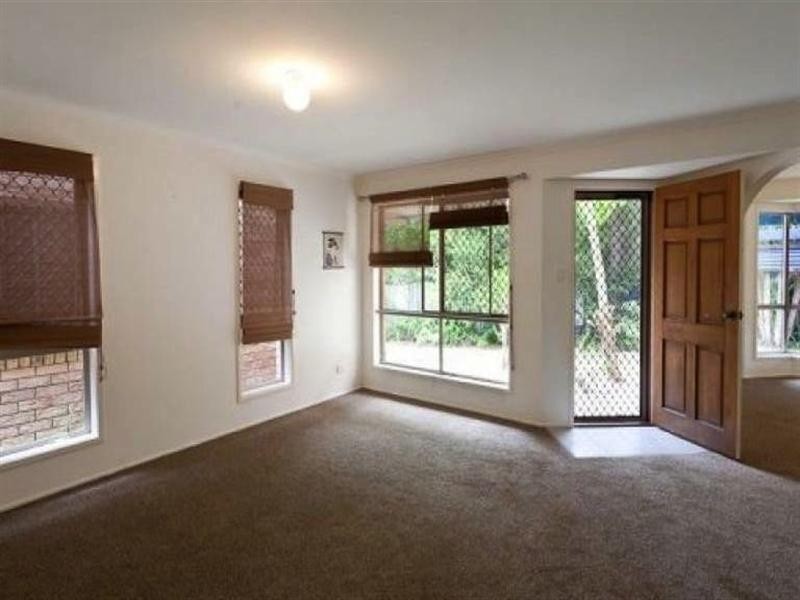 2 Lorinya Court, Battery Hill QLD 4551