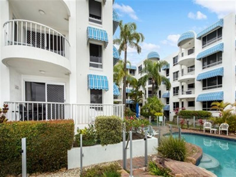 Unit 5 ‘Estoril’ 38 McIlwraith Street, Moffat Beach QLD 4551