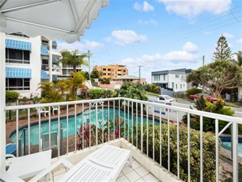 Unit 5 ‘Estoril’ 38 McIlwraith Street, Moffat Beach QLD 4551