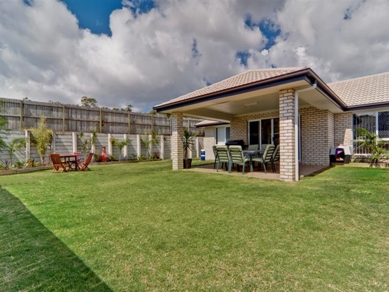 7 Sunrise Terrace, Little Mountain QLD 4551