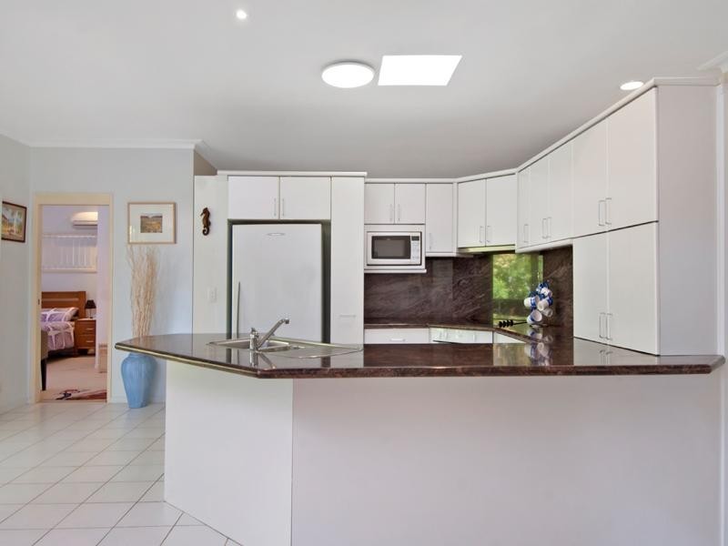 6 Samuel Court, Moffat Beach QLD 4551