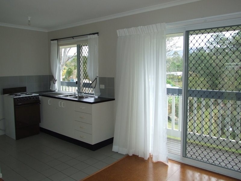 7 Karanne Drive, Mooloolah Valley QLD 4553