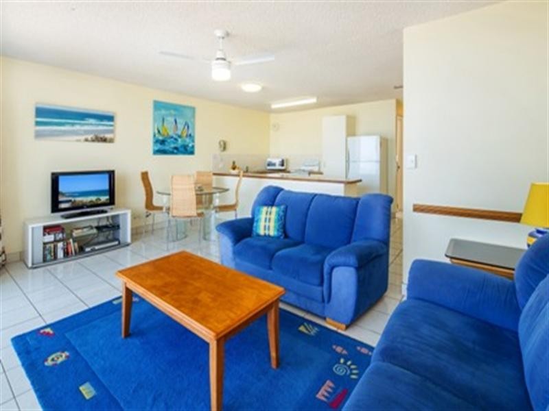 Unit 15 ‘Capeview’ 28 Orvieto Terrace, Kings Beach QLD 4551