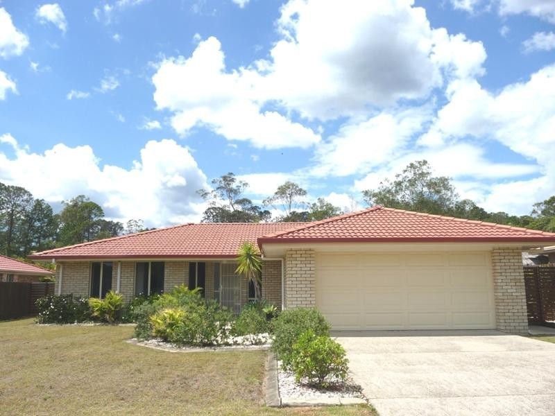 7 Maddock Avenue, Mooloolah Valley QLD 4553