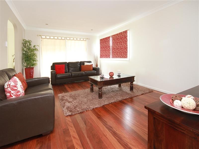 8 Mallawa Street, Buddina QLD 4575