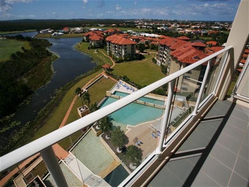 Unit 804 ‘Pelican Waters Resort’ 38 Mahogany Drive, Pelican Waters QLD 4551