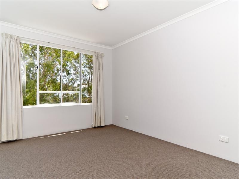 Unit 9 ‘Kensington’ 26 Saltair Street, Kings Beach QLD 4551