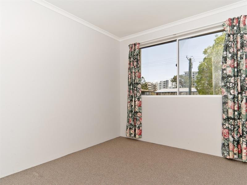 Unit 9 ‘Kensington’ 26 Saltair Street, Kings Beach QLD 4551