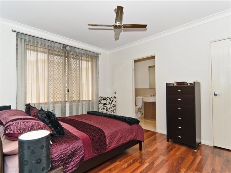 16 Campbellville Circuit, Pelican Waters QLD 4551
