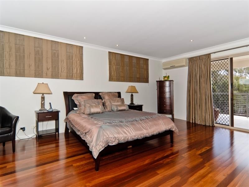 16 Campbellville Circuit, Pelican Waters QLD 4551