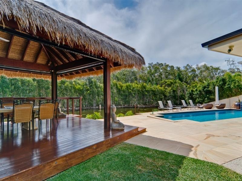 16 Campbellville Circuit, Pelican Waters QLD 4551