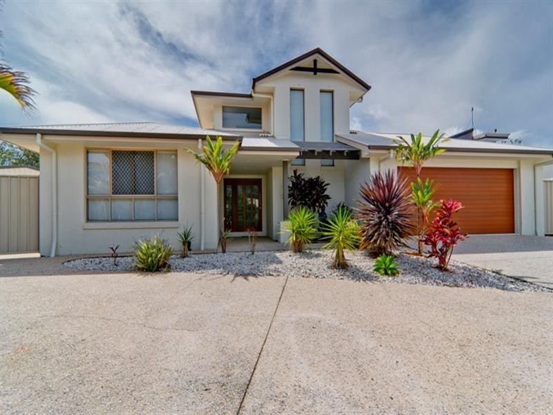 16 Campbellville Circuit, Pelican Waters QLD 4551