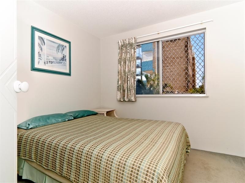 Unit 8 ‘Chequers’ 34 King Street, Kings Beach QLD 4551