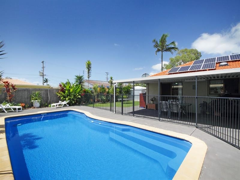 15 Arinya Street, Wurtulla QLD 4575