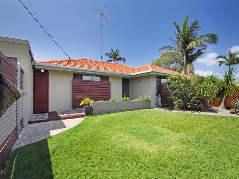 15 Arinya Street, Wurtulla QLD 4575