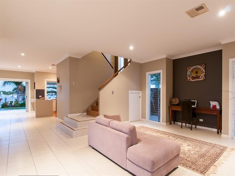 16 Reliance Place, Pelican Waters QLD 4551