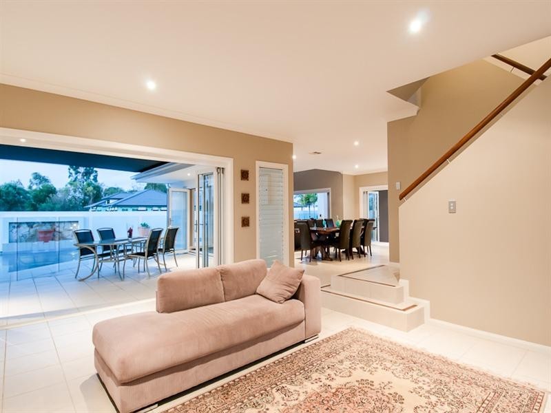 16 Reliance Place, Pelican Waters QLD 4551