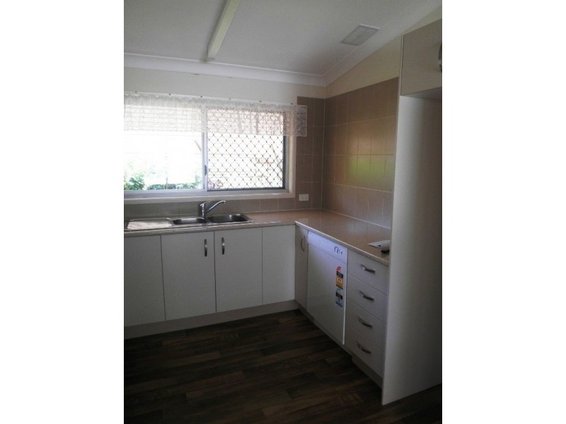 33 Nelson Street, Golden Beach QLD 4551