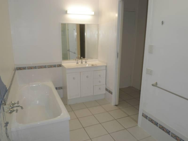 106 Taylor Avenue, Golden Beach QLD 4551