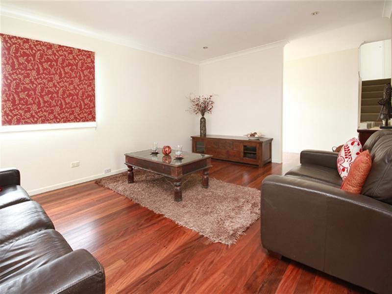 8 Mallawa Street, Buddina QLD 4575