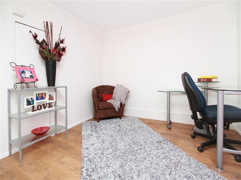 8 Mallawa Street, Buddina QLD 4575