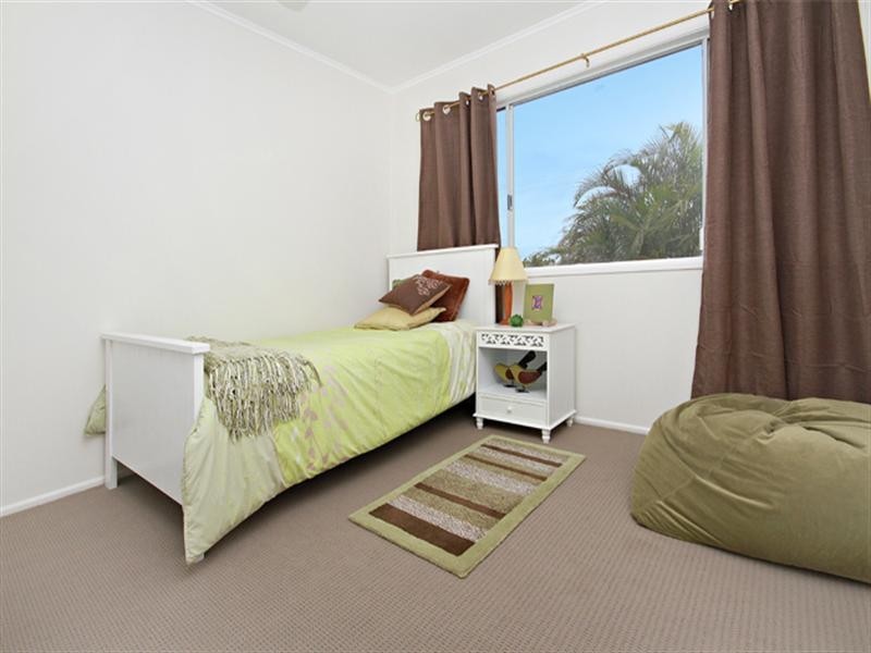 8 Mallawa Street, Buddina QLD 4575