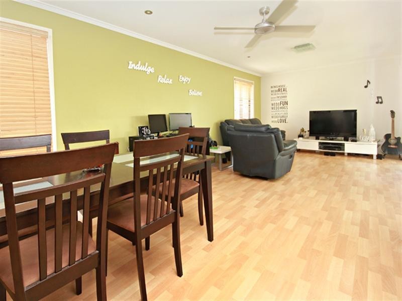 8 Domatia Place, Meridan Plains QLD 4551