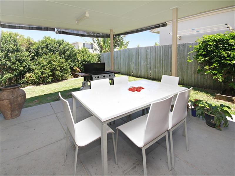 8 Domatia Place, Meridan Plains QLD 4551