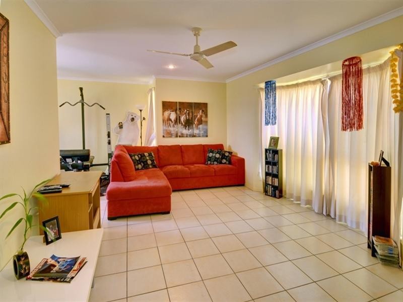 27 Discovery Drive, Little Mountain QLD 4551