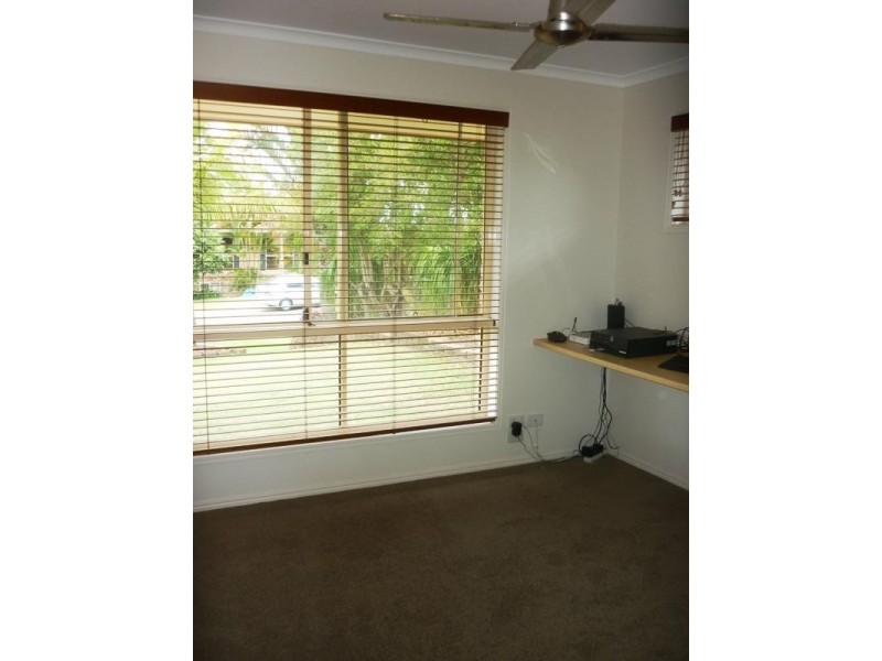 4 Regal Place, Aroona QLD 4551