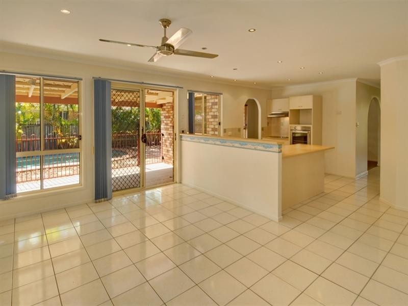 11 Dracena Court, Currimundi QLD 4551