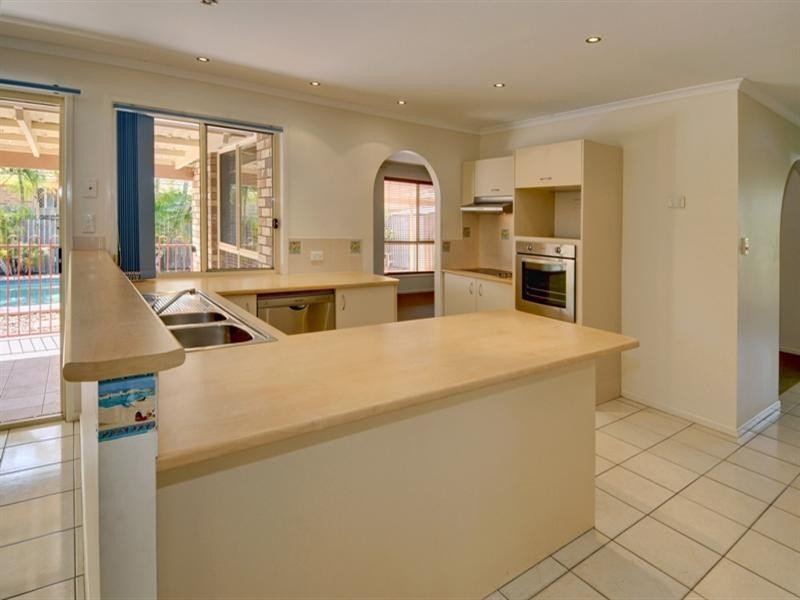 11 Dracena Court, Currimundi QLD 4551