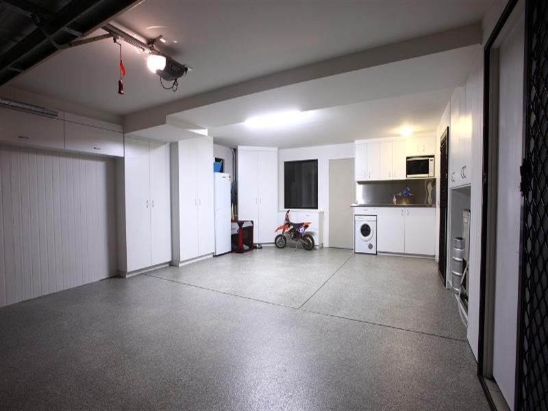 88 Sunset Drive, Little Mountain QLD 4551