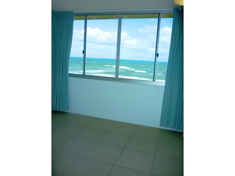 Unit 18 ‘Monterey Lodge’ 27 Warne Terrace, Kings Beach QLD 4551