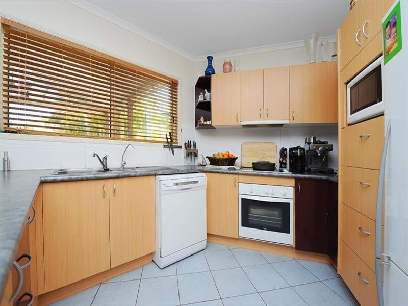 5 Kingston Court, Mooloolah Valley QLD 4553