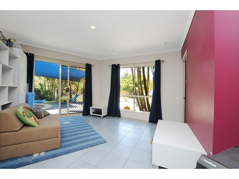 5 Kingston Court, Mooloolah Valley QLD 4553