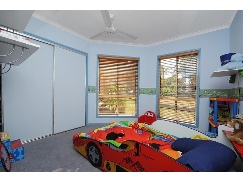 5 Kingston Court, Mooloolah Valley QLD 4553