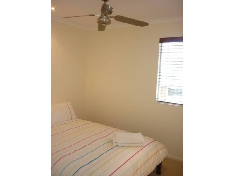 Unit 6/14 Mahia Terrace, Kings Beach QLD 4551