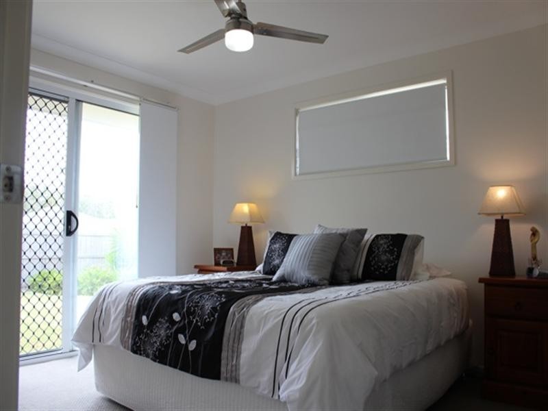 15 Kurrajong Crescent, Meridan Plains QLD 4551