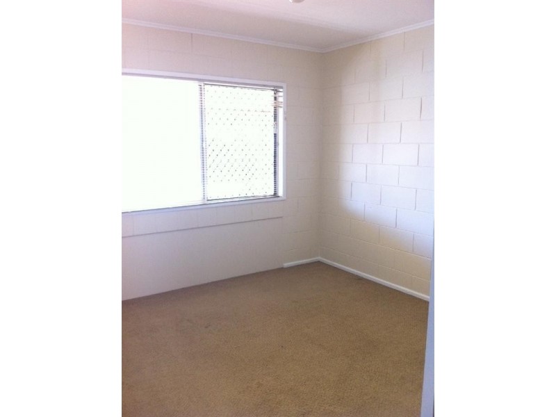 39 Montgomery Crescent, Golden Beach QLD 4551