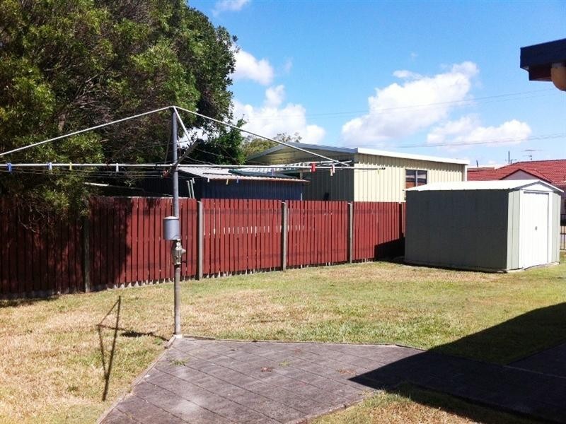 39 Montgomery Crescent, Golden Beach QLD 4551